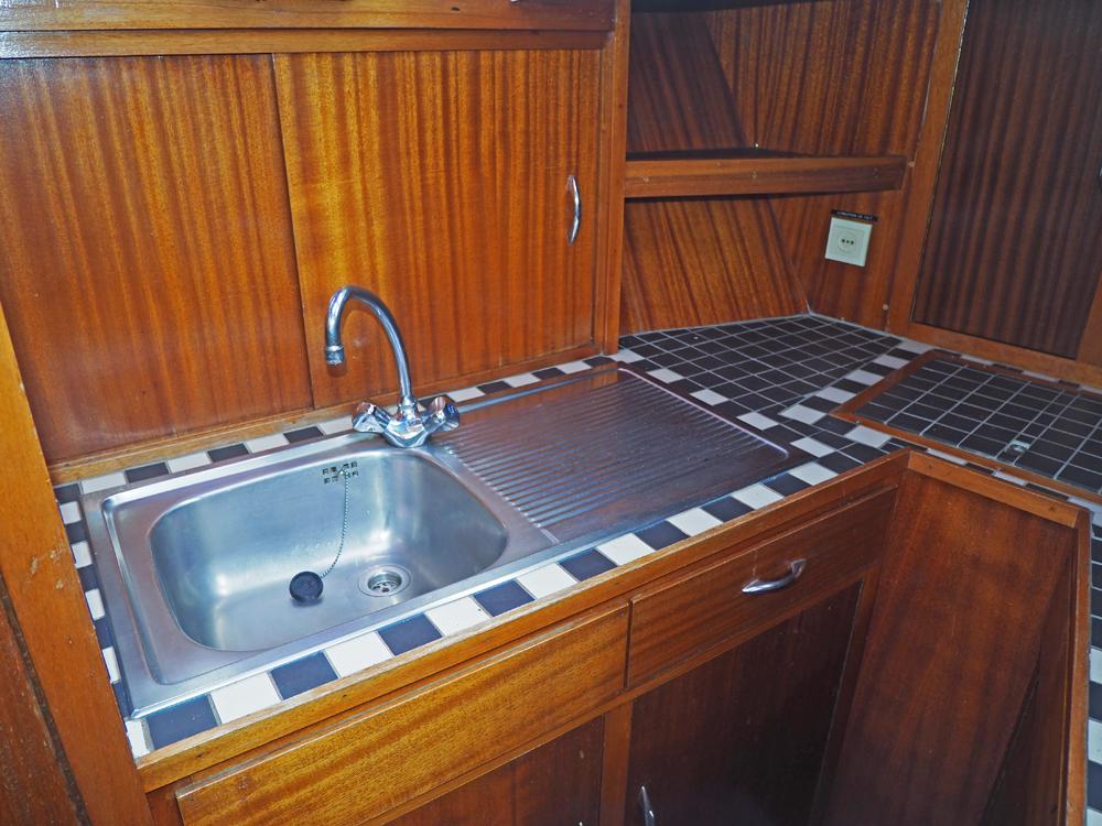 Fore ship, Accommodation